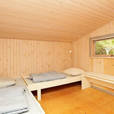 Three-bedroom Holiday In Oksbol 4